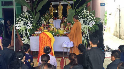 Vụ ca sĩ Việt tử vong do ngã từ tầng 10: Tự tử vì nợ nần
