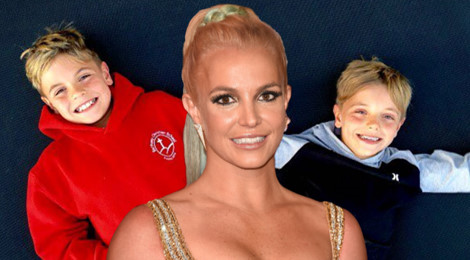 Britney Spears hoãn trao thừa kế hàng trăm triệu USD cho hai con