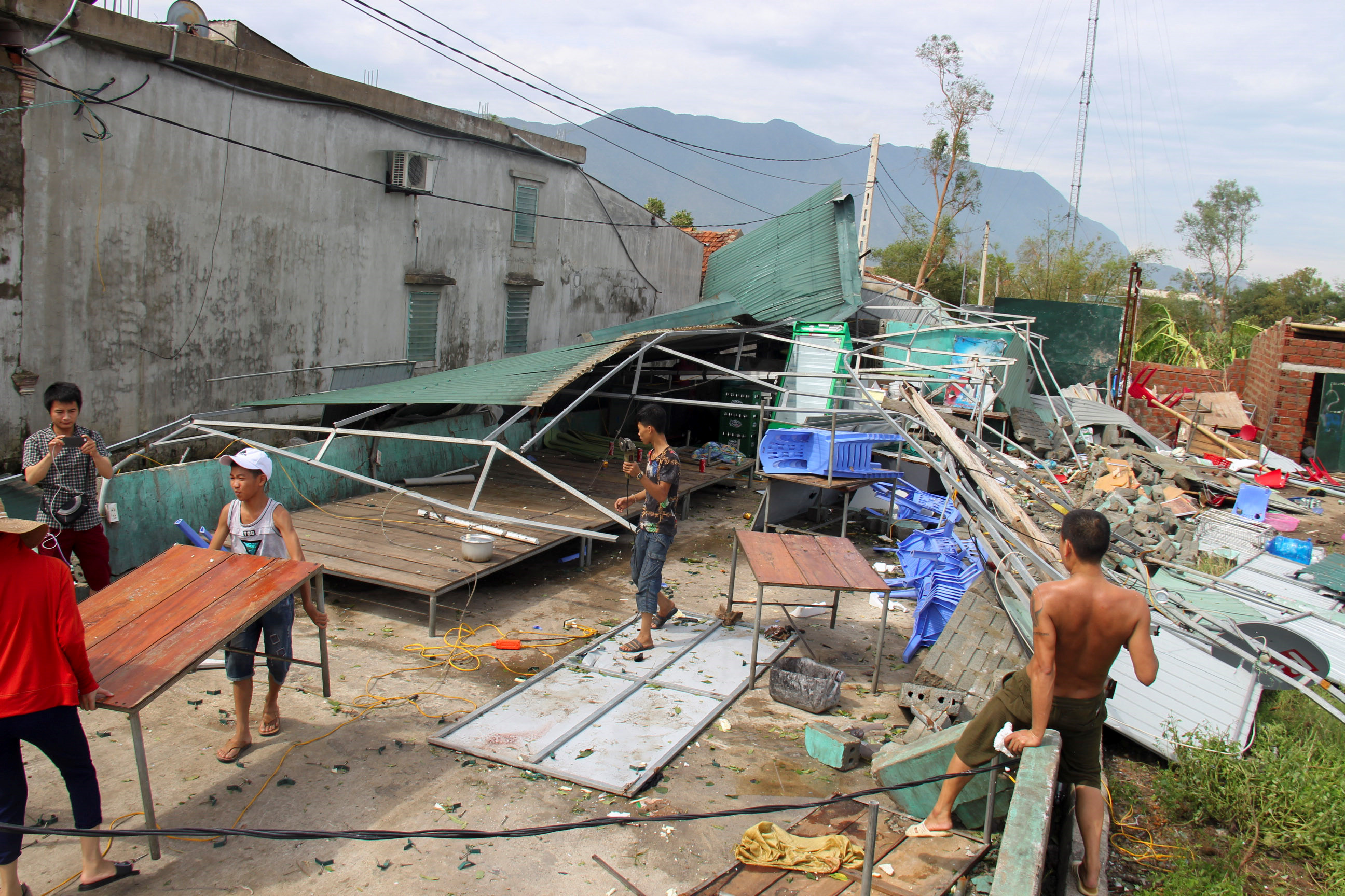 Hà Tĩnh thiệt hại hơn 6.000 tỷ đồng sau bão số 10