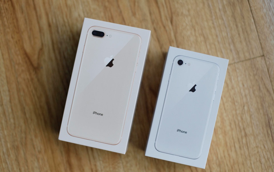 iPhone 8 lên kệ ngày đầu ở Singapore: Không còn chen lấn