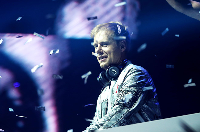DJ nổi tiếng thế giới Armin Van Buuren trở lại Việt Nam