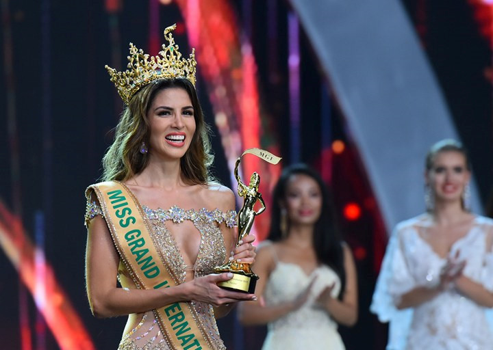Hoa hậu Hòa bình 2017 gọi tên người đẹp Peru