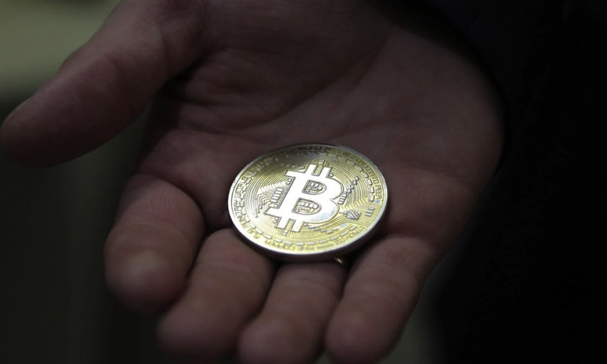 Tiền ảo lại sụt giảm, Bitcoin xuống thấp hơn 10.000 USD
