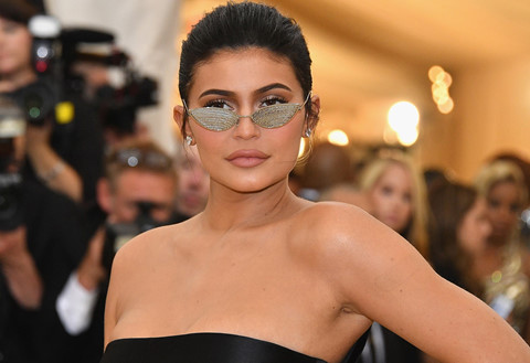 Kylie Jenner là ngôi sao được trả tiền nhiều nhất Instagram năm 2018