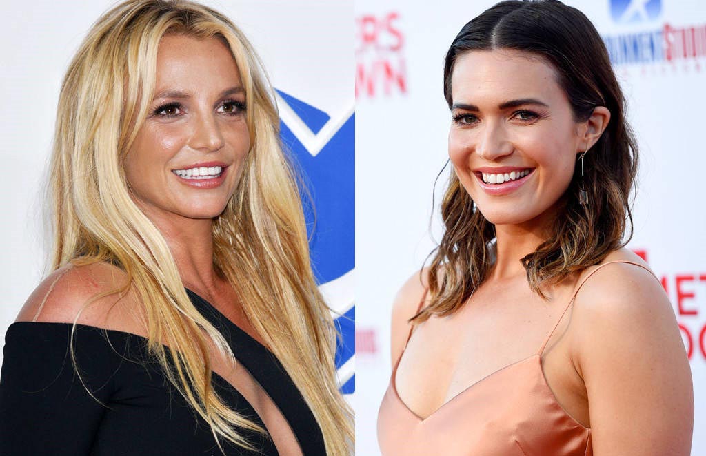 Đối thủ Britney Spears tiết lộ gánh nặng cạnh tranh công chúa nhạc pop
