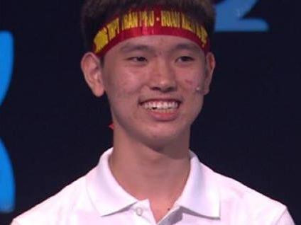 Nam sinh Trần Phú nhất cuộc thi tuần Olympia với 410 điểm