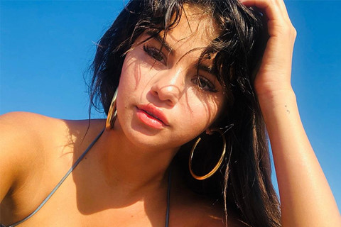 Selena Gomez nói gì về chuyện quên người yêu cũ?