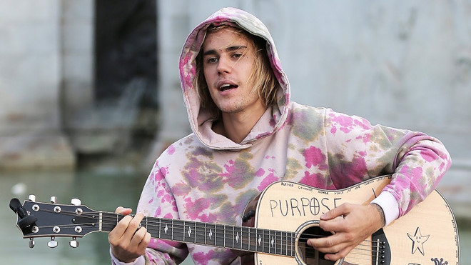 Năm 2018 của Justin Bieber không có âm nhạc, nhưng ngập tràn hạnh phúc