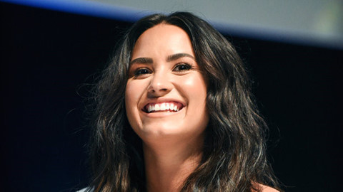 Demi Lovato hứa "không lãng phí thêm một ngày" sau khi sốc ma túy