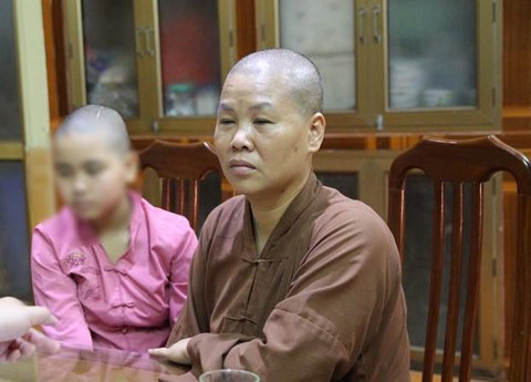 Sư thầy chùa Sùng Quang thanh minh việc nghi đánh đập trẻ em tại chùa