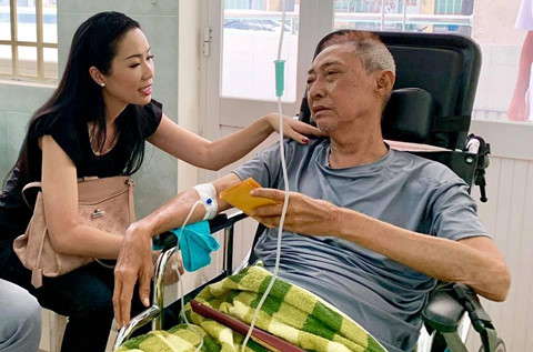 Nghệ sĩ xót xa khi diễn viên Lê Bình qua đời: "Thế là đã hết đớn đau"