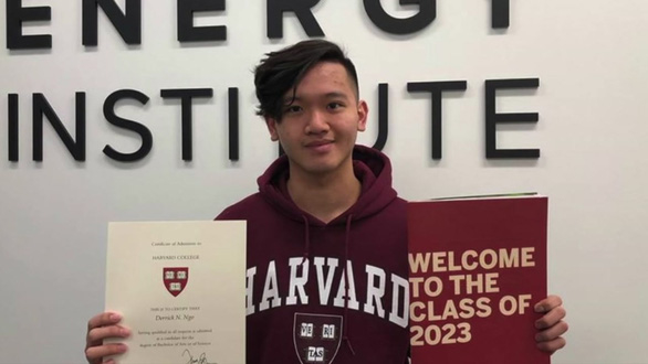 Derrick Ngo - chàng trai gốc Việt vô gia cư được tuyển thẳng vào Harvard