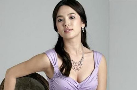 Song Hye Kyo - ngọc nữ thị phi và tin đồn bị bắt quả tang ngoại tình