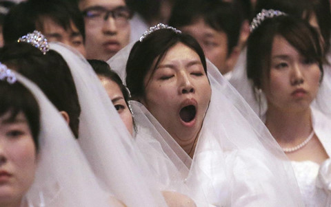 Giới trẻ Nhật - Trung - Hàn: Không yêu, không cưới, không đẻ con