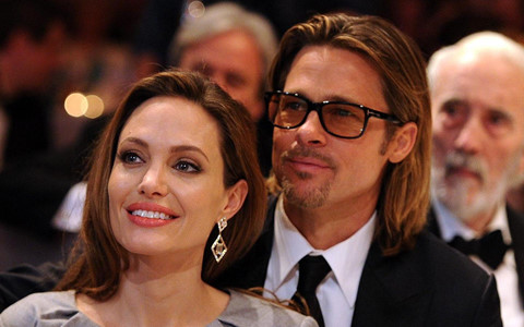 Angelina Jolie không muốn trao quyền nuôi con cho Brad Pitt