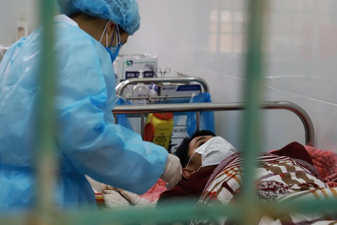 Virus corona theo 8 công nhân tập huấn ở Vũ Hán về Việt Nam