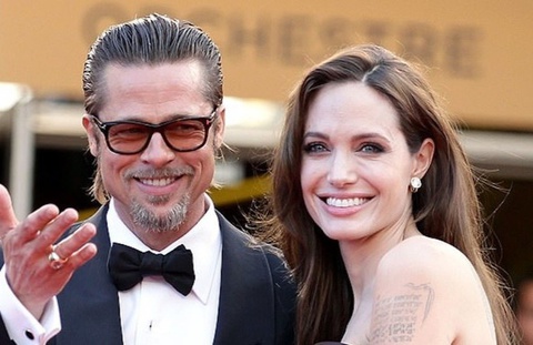 Angelina Jolie và Brad Pitt cùng chăm con sau phẫu thuật