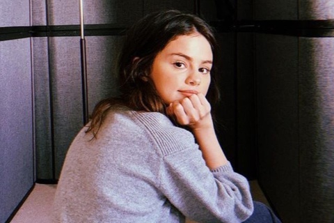 Mặt mộc của Selena Gomez