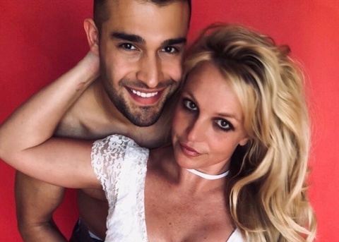 Cuộc sống của Britney Spears và bạn trai trong biệt thự 7,4 triệu USD
