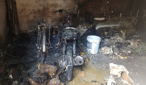 Cháy nhà trọ ở Tân Phú, 2 cha con tử vong, mẹ bỏng nặng