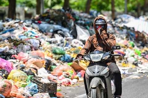 Bài toán rác thải ở Hà Nội chỉ được giải quyết khi có nhà máy điện rác