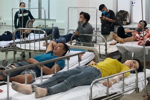 Hơn 60 công nhân nhập viện do hít phải khí gas