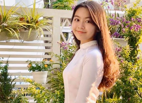 Con gái MC Quyền Linh viết thư xin lỗi cha trong sinh nhật
