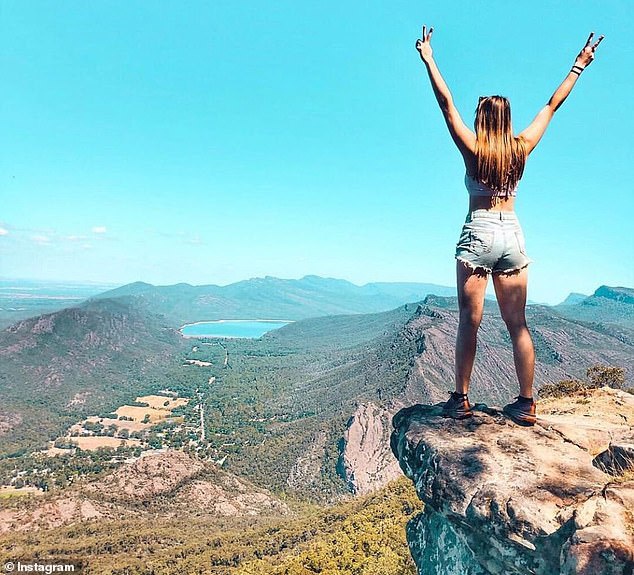 Người phụ nữ Australia thiệt mạng vì rơi từ mỏm đá khi đang selfie