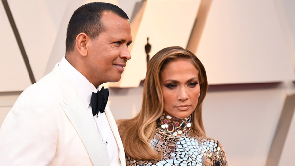Jennifer Lopez hủy đám cưới với Alex Rodriguez
