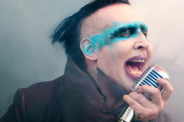 Marilyn Manson - gã rocker quái dị có cuộc đời tai tiếng