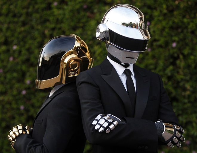 Nhóm nhạc giấu mặt Daft Punk tuyên bố tan rã