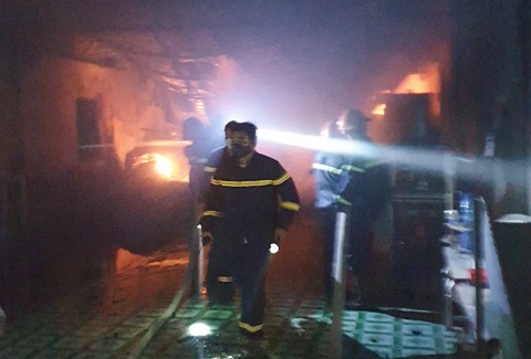 Cháy nhà ở TP Thủ Đức, 6 người chết