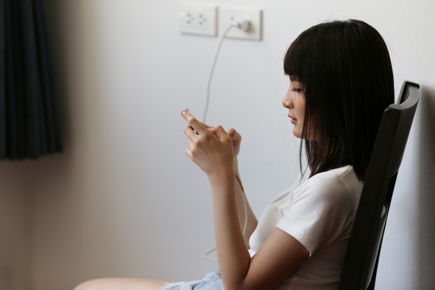 Sợ ế, người độc thân Nhật Bản đổ xô tìm dịch vụ hẹn hò