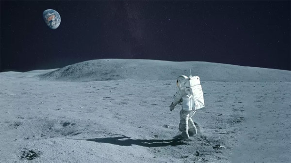 Mất bao lâu để đi bộ vòng quanh Mặt Trăng?