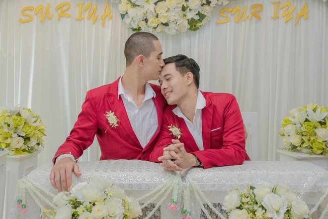 Cặp đồng tính Thái Lan bị dân mạng Indonesia dọa giết
