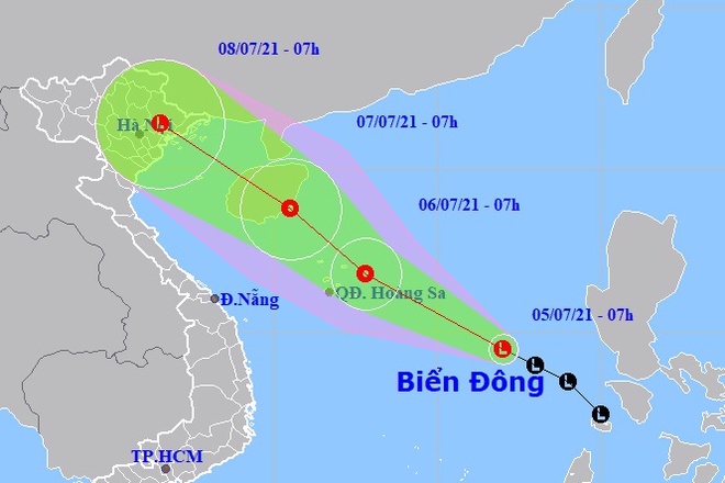 Vùng áp thấp trên Biển Đông mạnh lên, Hà Nội mưa lớn