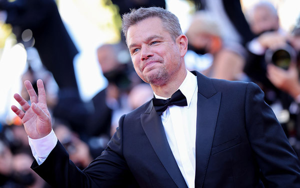 Matt Damon khóc khi nhận được tràng vỗ tay dài 5 phút