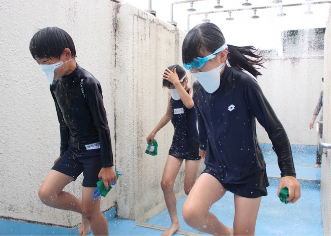 Phòng thay đồ chung nam và nữ sinh gây tranh cãi ở Nhật