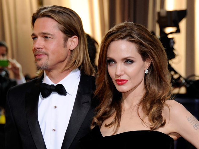 Angelina Jolie lật ngược tình thế trong cuộc chiến với Brad Pitt