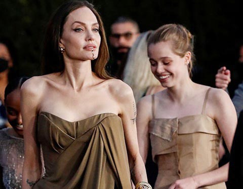 Mẹ con Angelina Jolie đang thổi bùng xu hướng mới