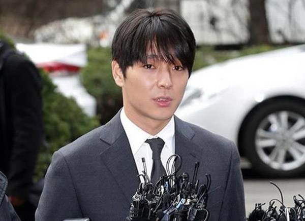 Choi Jong Hoon mãn hạn tù