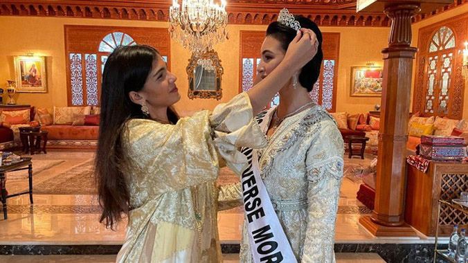Hoa hậu Hoàn vũ Morocco trao lại vương miện sau 4 ngày đăng quang