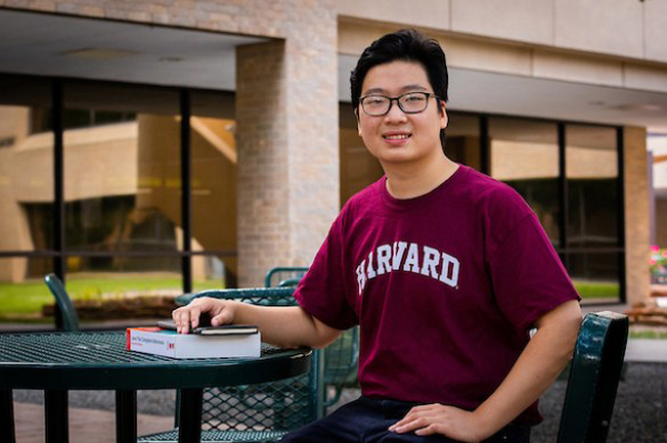 Động lực vào Harvard của nam sinh gốc Việt có bố mẹ khiếm thính