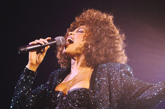 Tài sản của Whitney Houston tăng 4 lần sau 10 năm mất