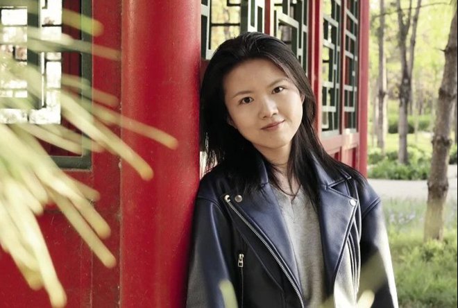 Cô gái khiếm thính Trung Quốc trở thành tiến sĩ