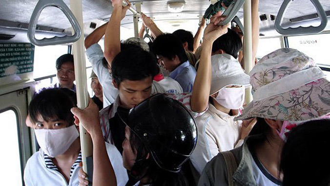 Xuất hiện tình trạng quấy rối tình dục trên xe buýt tại TP.HCM