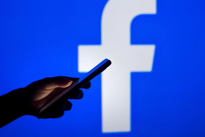 Nhiều tài khoản Facebook đột ngột bị khóa