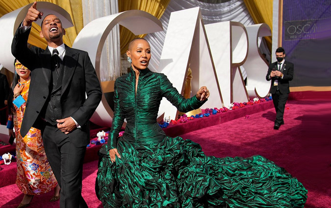 Will Smith và vợ không nói chuyện từ sau cú tát ở Oscar