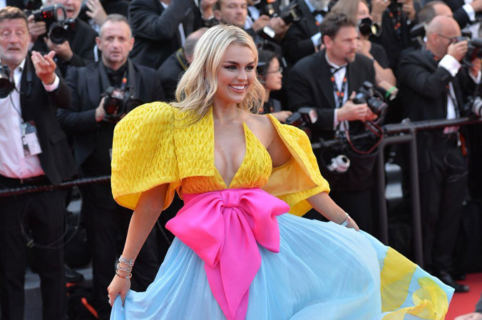Thảm họa thời trang ở Cannes 2022