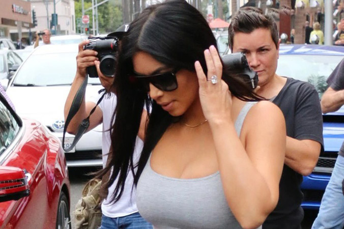 Kim Kardashian bị chỉ trích vì cổ súy lối sống độc hại